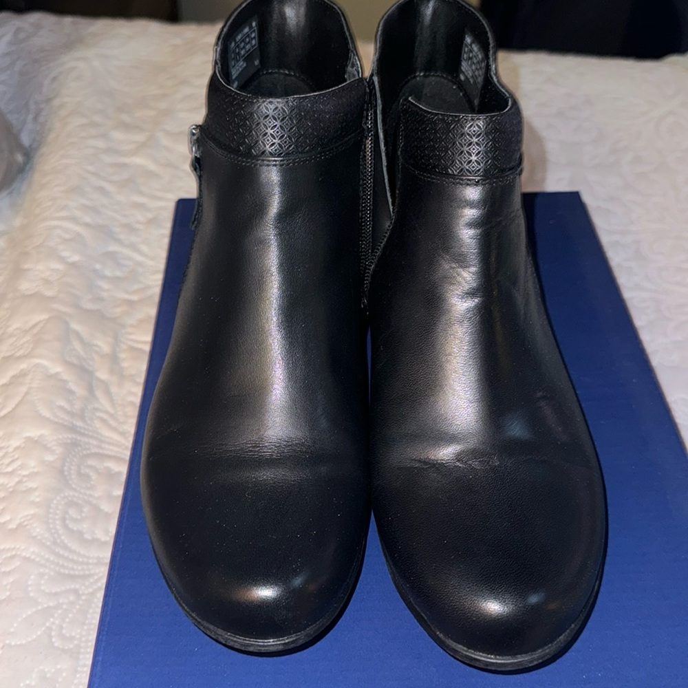 Worn one time Rockport Bootie
